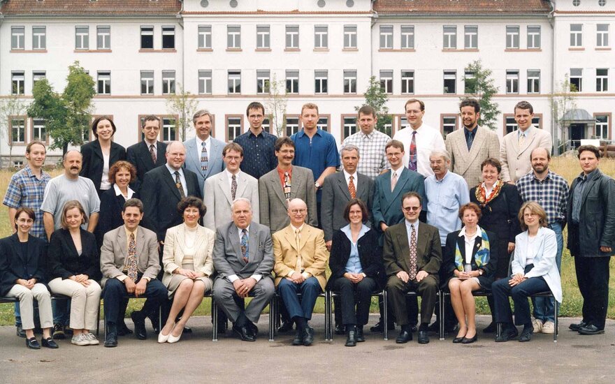 Gruppenfoto aus den Anfängen der Fachhochschule