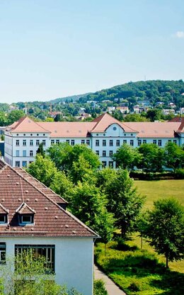 Gebäude aus der Vogelperspektive am Campus 1