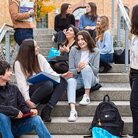 Internationale Austauschstudierende auf dem Campus