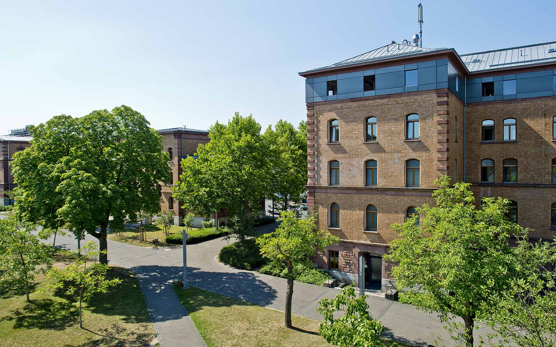 Gebäude 26 auf Campus 1 der TH Aschaffenburg.